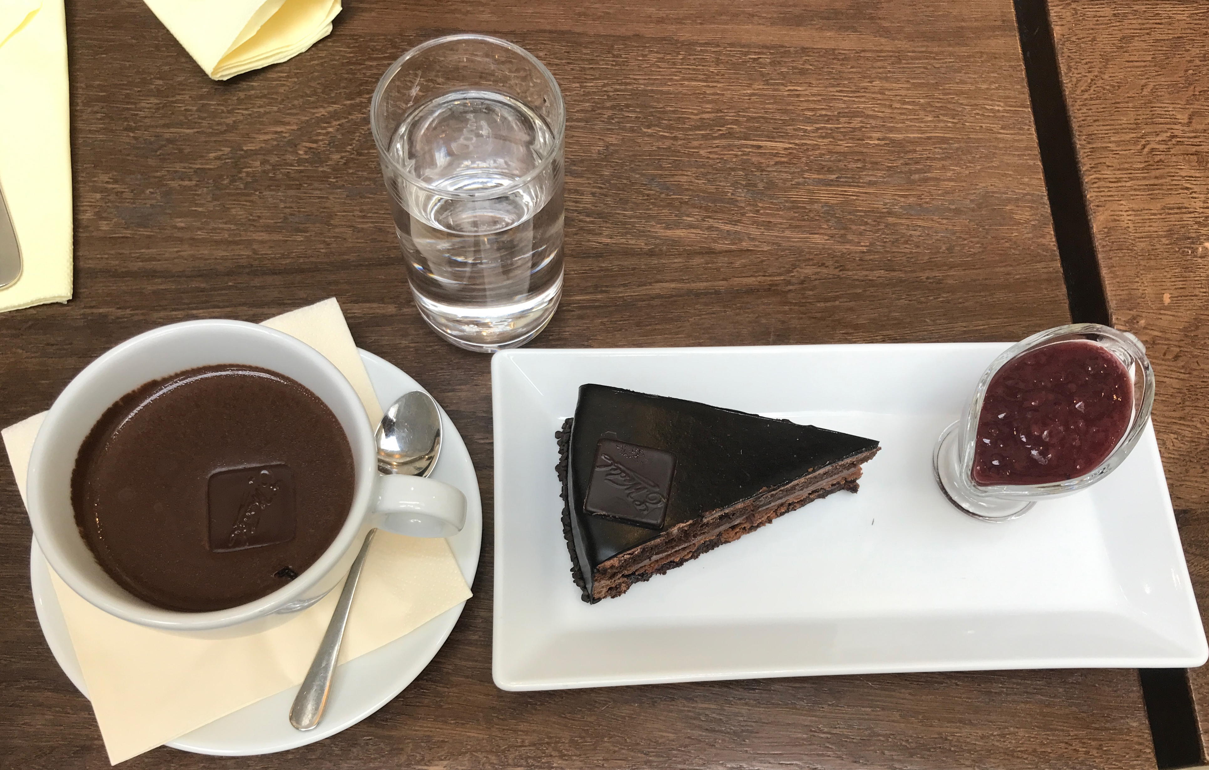 Kraków – main square – The world’s best hot chocolate(?) at Wedel Pijania Czekolady