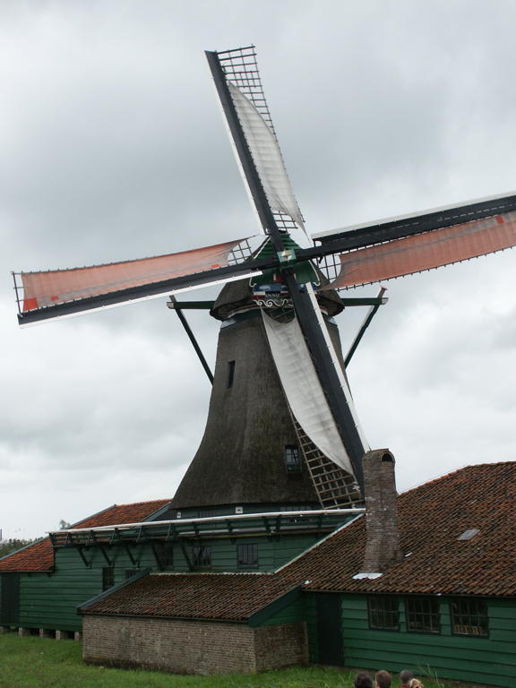 Paper-making windmill De Schoolemester