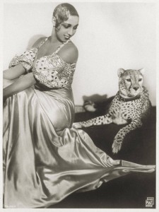Josephine Baker and her pet cheetah, Chiquita